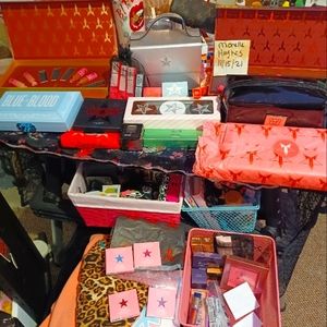 Huge makeup lot